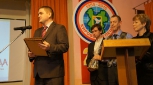 Дипломы вручает М.А.Шинкарёв, первый заместитель главы администрации города Кирово-Чепецка